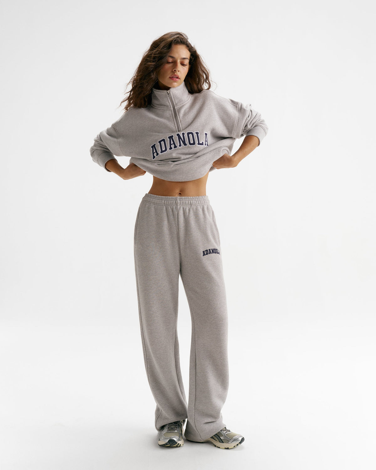 Classic Relaxed Quarter Zip Sweatshirt - Heather Grey