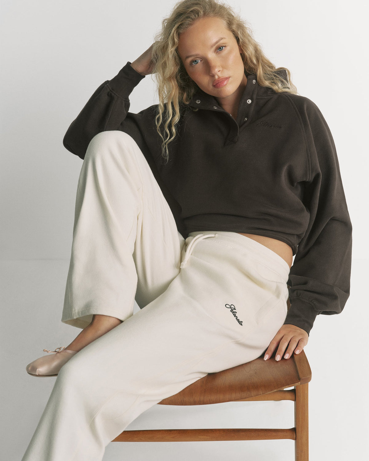 Studio Straight Leg Sweatpants - Marshmallow White