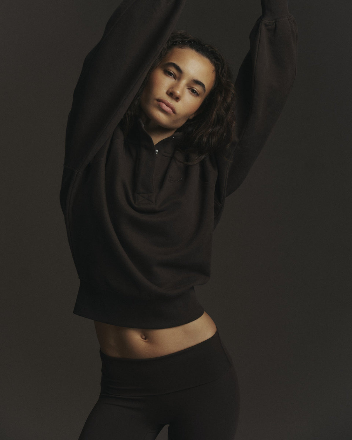 Studio Henley Sweatshirt - Coffee Bean