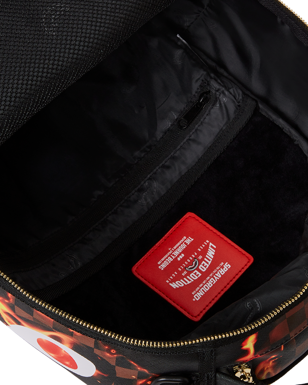SHARKS IN PARIS UNSTOPPABLE BACKPACK (DLXV)