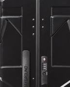 NIGHTSHARKS WORLDWIDE SHARKITECTURE FULL SIZE LUGGAGE