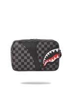 HENNY AIIR TO THE THRONE TOILETRY BAG
