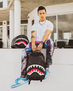 HENNY AIIR TO THE THRONE BACKPACK (DLXV)