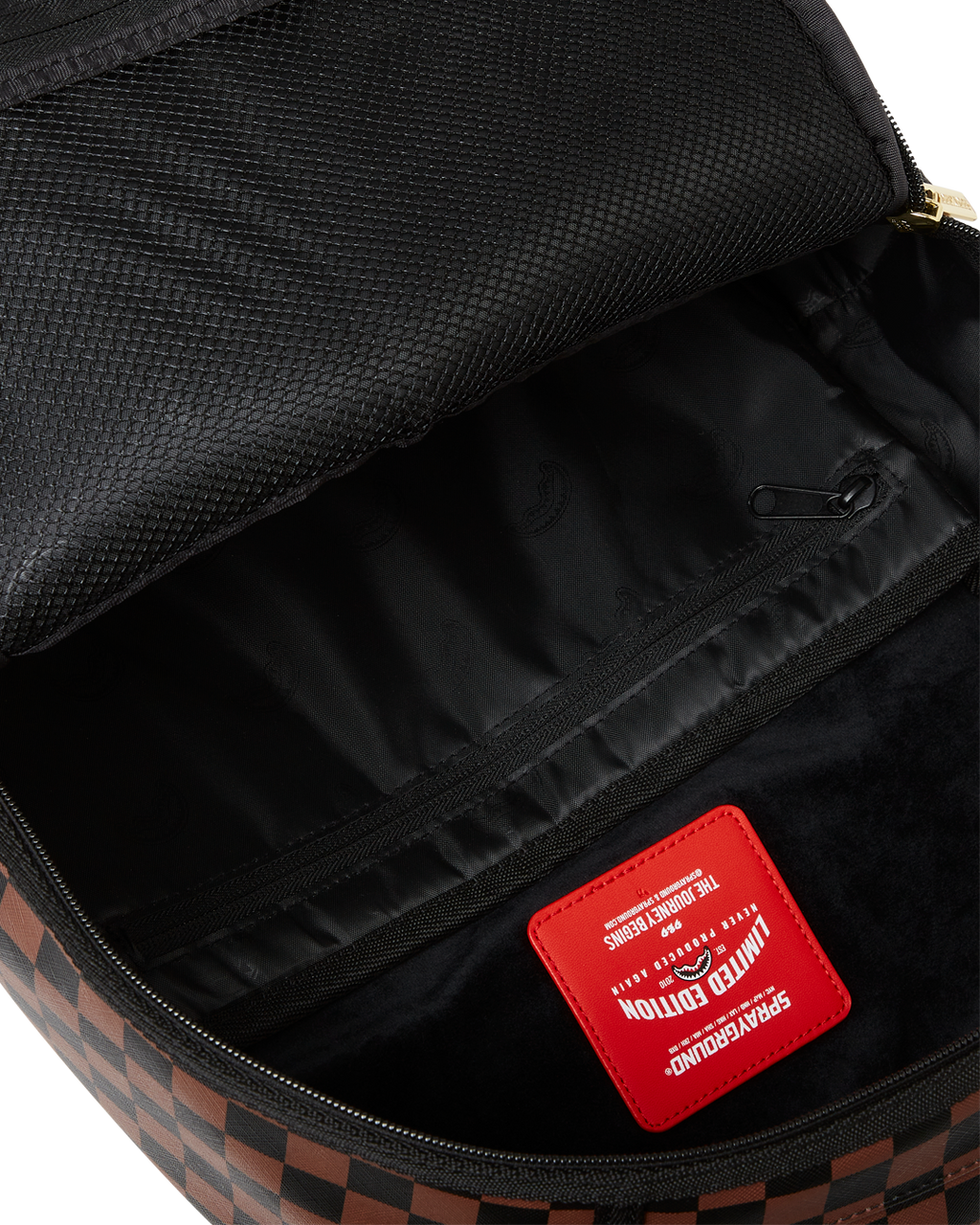 DBD CREATE TO SURVIVE DLXSV BACKPACK