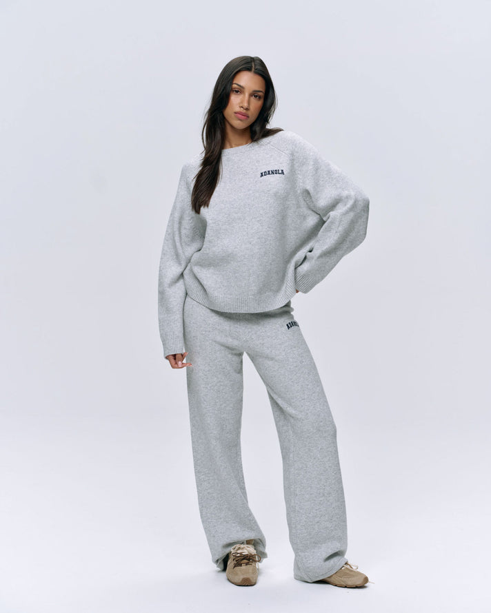 KNITWEAR